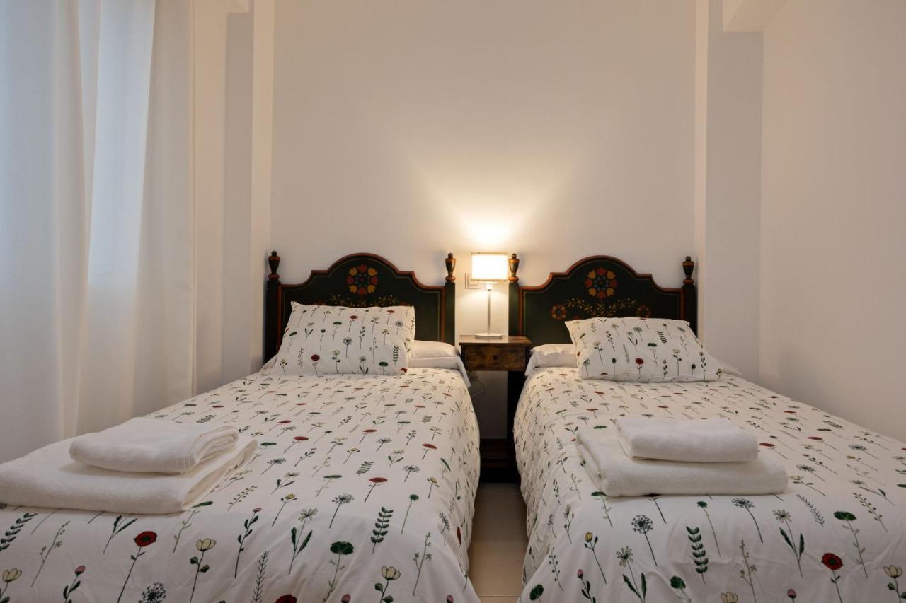 San Vicente Apartamento, 5 Pax, Centro Historico เซบีญา ภายนอก รูปภาพ